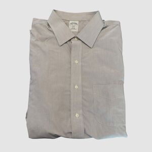 Men's Brooks Brother's button-down shirt EUC size L/17 1/2